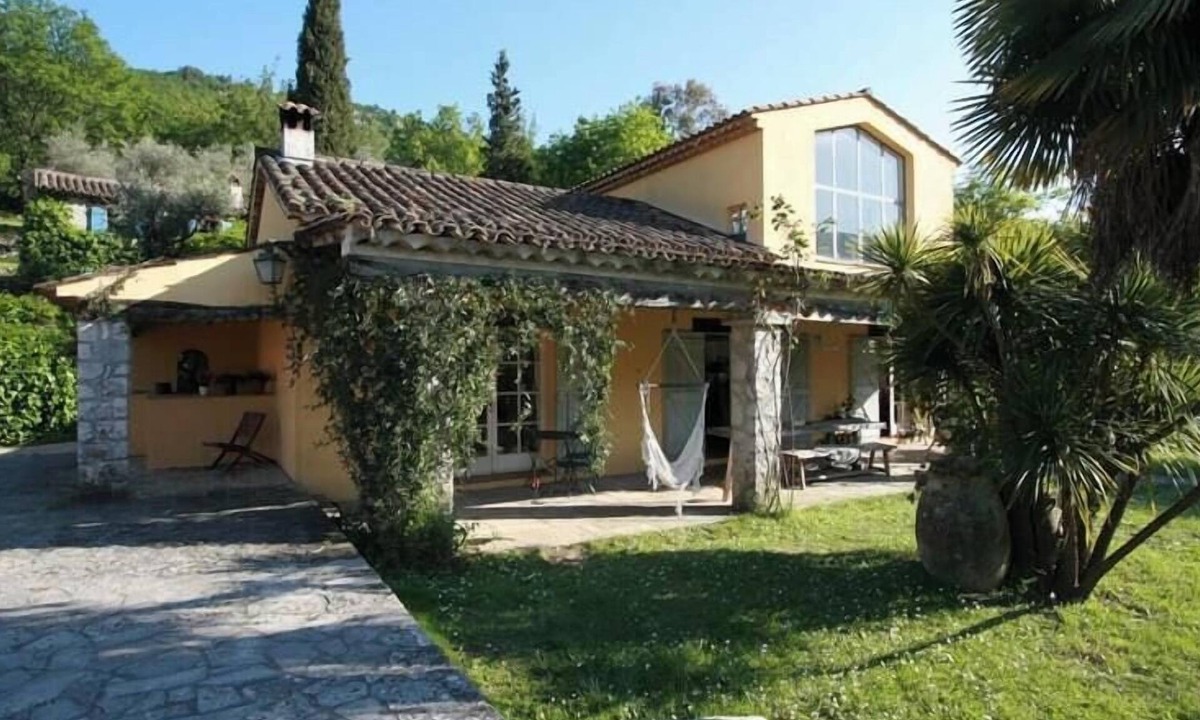 Le Bar-sur-Loup House | Villa with terraced gardens and Côte d'Azur view