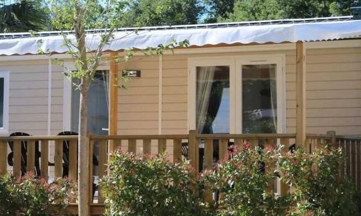 Pont-Aven House | ZEcamping 4* piscine couverte toboggans 5km plage locatif 36m2 8 pers