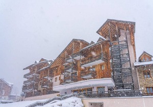 150m from resort center, 5th floor, swimming pool, sauna, balcony, ski locker, 73m², Les Orres