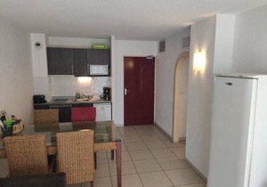 Appartement T2 Climatisé, Terrasse de 23m², Piscine, Parking, à 100m de la Plage, Argelès-sur-Mer - FR-1-388-203