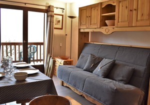 Cozy 2-Room Apt for 4, 100m from Slopes, Balcony, Pet-Friendly, WiFi - Méribel