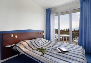 Wifi, 100m from resort center, fitness, terrace, balcony, tv, ski locker, 25m², Pyrénées 2000
