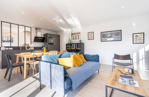 Saint-Guenole House | Ô Vagues de la Torche – Sauna – 300m from Pors Carn Beach – 4 Bedrooms