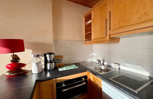 Saint-Jean-de-Monts Apartment | 1-bedroom apartment, 4 ppl, private parking, sea-facing, sailing school