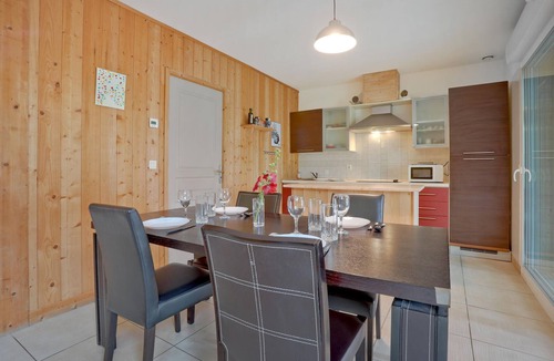Creances House | 2 bedroom beach front home in Créances