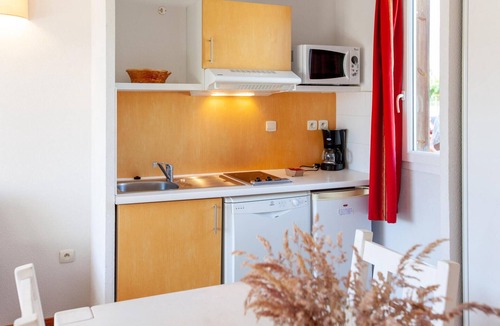 Cassen Apartment | 2 bedroom nice apartment in Cassen