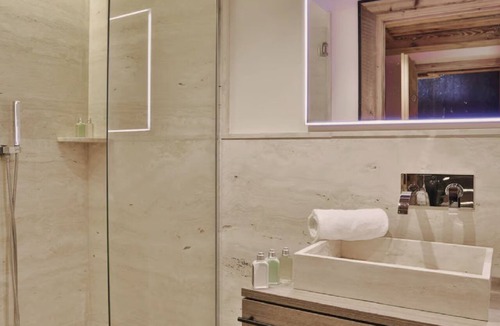 Plagne 1800 Ski Chalet | 6-Bedroom Chalet with Indoor Swimming Pool