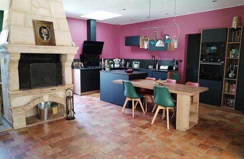 Saint-Longis House | 8-sleeper country house, 50 minutes from the 24 Hours of Le Mans race track