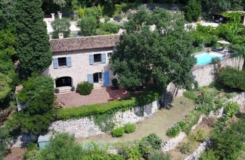 Cabris House | 9 pers 220 m² Authentic Provencal farmhouse in Ostal