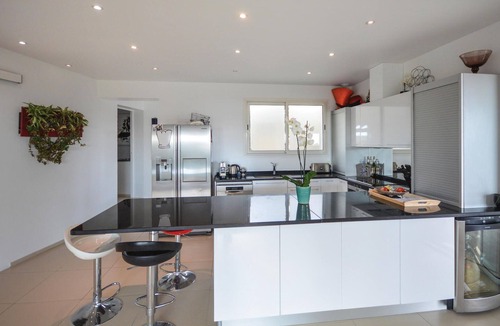 La Gaude House | Amazing home in La Gaude with house sea view