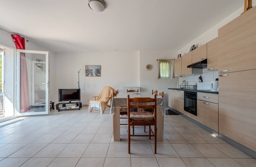 Reilhanette Apartment | Apartment 'Résidence Ventoux Revitalisation -' with Mountain View, Balcony and Wi-Fi