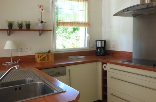 Benodet Apartment | Appart classified * RDC 75 m2, 2 bedrooms, walled garden, walk Benodet