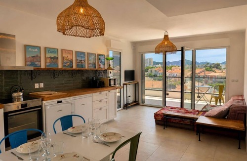 Sainte-Anne Apartment | Appart standing avec terrasse et parking - Prado