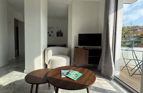 Le Cannet Apartment | Appartement avec parking, 10min Croisette & Palais