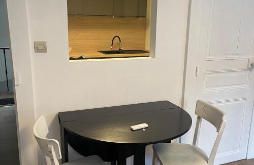 Epinal Apartment | Appartement cosy au centre d'Épinal, proche attractions - FR-1-589-694