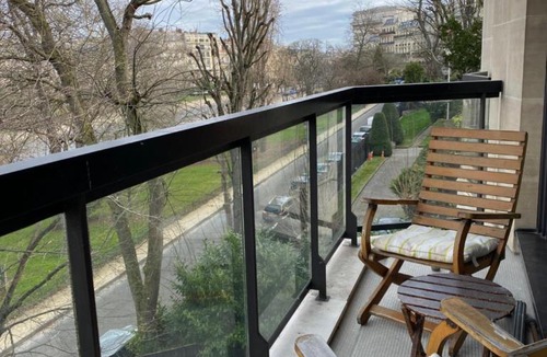 Chaillot Apartment | ARC de TRIOMPHE - FOCH PALACE with AC