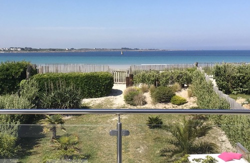 Santec House | Architect-designed villa ⭐️ ⭐️⭐️⭐️⭐️face by the sea 6 pers🏄🏻‍♂️les feet in the sand