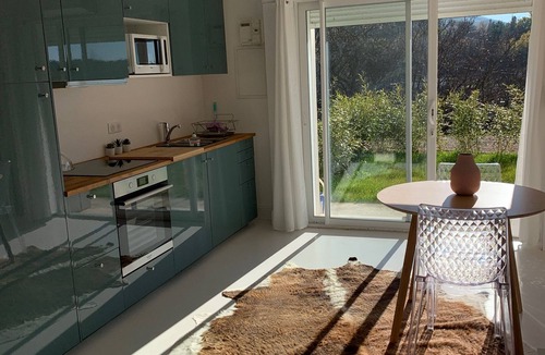 Roquevaire House | B Gite at the foot of the hills 20 MN from CASSIS