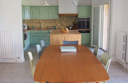 Saint-Aygulf House | Beautiful 4 * villa with private heated pool, sea view, 5 minutes from the beach