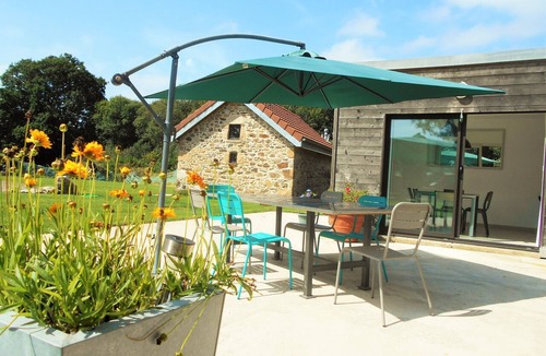 Trebeurden House | Beautiful Breton farmhouse, Pink Granite Coast, sleeps 8, near beaches