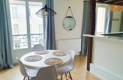 Suresnes Apartment | Beautiful duplex-15 min Paris/La Défense/Champs Elysées