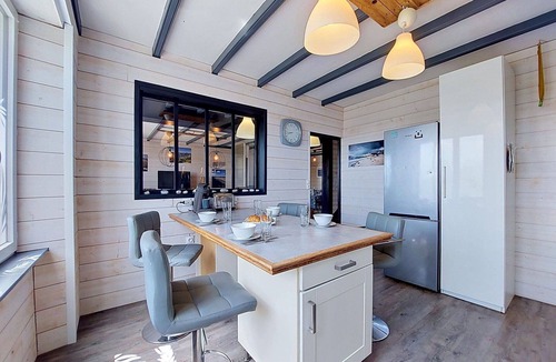 Locquirec House | Beautiful private villa for 6 guests with WIFI, TV and pets allowed
