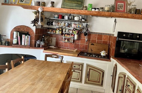 Le Rouret House | Beautiful, spacious villa—perfect for a summer vacation for 5–6 people -