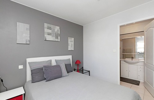 Saint-Marc-sur-Mer Bed & Breakfast | Bed and Breakfast 'Les Boubous - Lulu' with Shared Terrace, Shared Garden and Wi-Fi