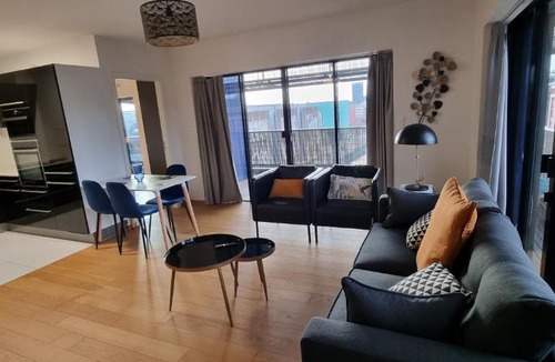 Neudorf Ouest Apartment | BEL APPARTEMENT MODERNE avec TERRASSE AC CLIMATISATION- PARKING with additionnal fees