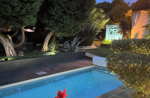Quimperle House | Belle Maison en Pierre Avec Piscine