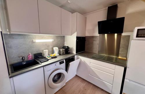 Saint-Nic Apartment | Bord de Mer - Plage 100m - GR34 à 2 minutes - Parking Gratuit