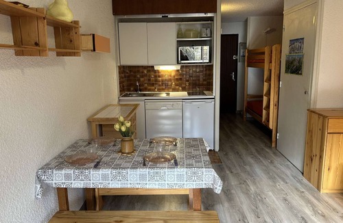Chantemerle Apartment | Bright studio 4 pers., south balcony, parking - Serre-Chevalier