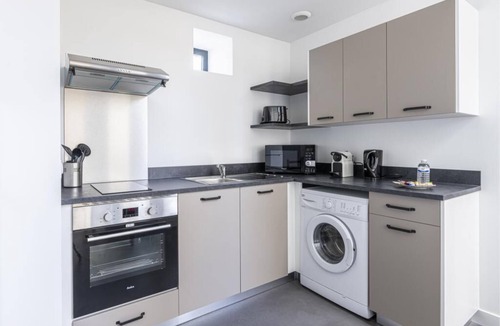 Centre Ville Apartment | Cœur de Pau - Parking included - L'Étoile