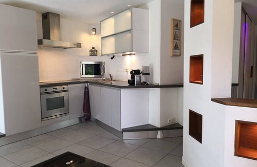 La Gaude Villa | Californiènne 240 m² - Swimming pool - Rooftop + Jacuzzi - Independent apartment