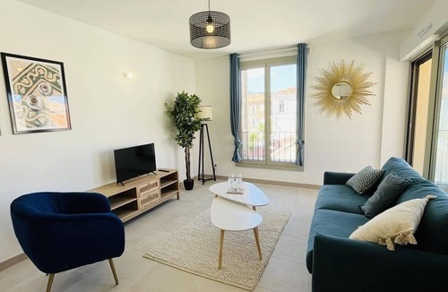 Calvi Apartment | Calvi: Modern 2-BR Apartment, Sea Views, Near Beach, Parking Included