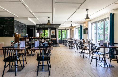 Neuville Hotel | Campanile Vire