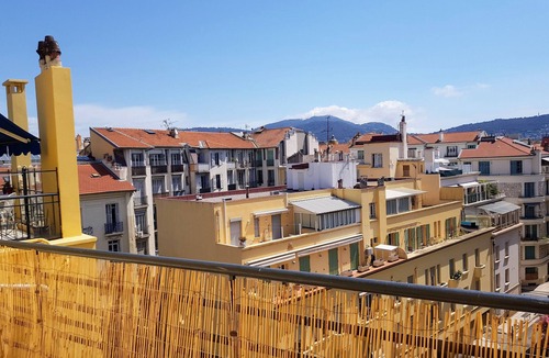 Thiers Apartment | Central Nice Apt w/Terrace - Family & Business