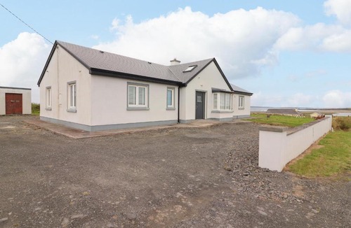 Creegh House | Ceol Na Mara