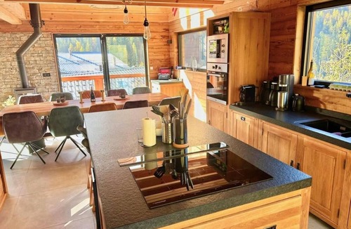 Nancroit Ski Chalet | Chalet, balcony, fireplace or stove, parking, tv, 150m², Peisey-Vallandry