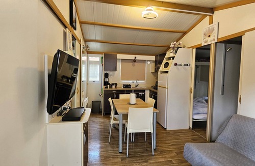 Saint-Hilaire-de-Riez Ski Chalet | Chalet CAMPING Kabana Village Saint Hilaire de Riez, Pets welcome.