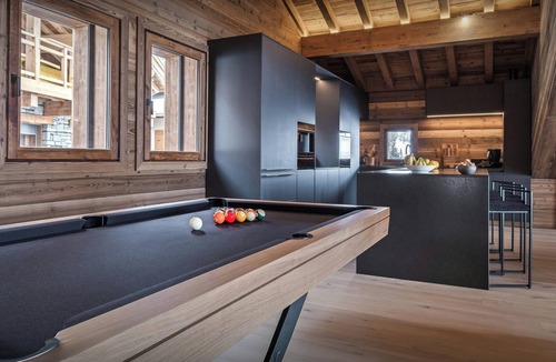 Le Bettaix Ski Chalet | Chalet Celestia - Wellness break at the foot of the slopes - OVO Network