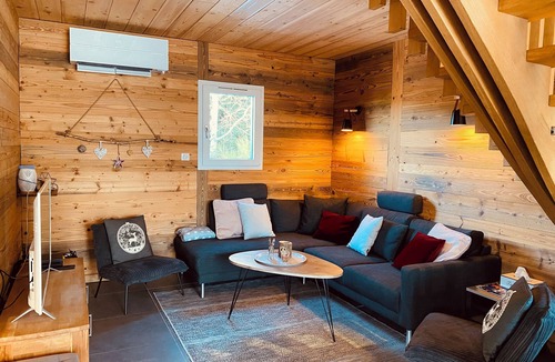 Gerardmer Ski Chalet | Chalet Idyll with jacuzzi, close to the ski slopes and city, charges included