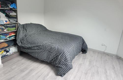Yvre-l'Eveque House | Chambre chez l'habitant circuit 24h Boulerie Jump