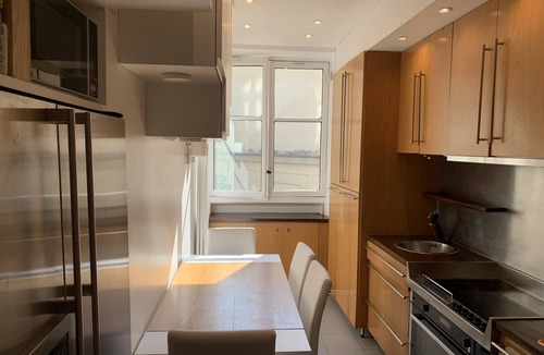8th Arrondissement Apartment | Champs Elysees Matignon St Honore 3 Bedrooms suite 5 ROOMS Air Cond 1700 SqFeet
