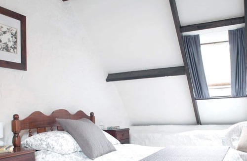 Ploerdut Cottage | Charming and spacious 3-bedroom gite with lots of character, in rural setting
