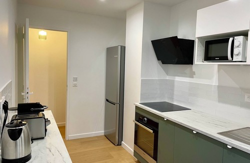Le Rouet Apartment | Charming apartment right in the city center - August discount special