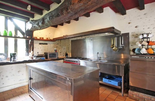 Longny les Villages Cottage | Charming hunting lodge with pets, fireplace, and garden in Perche