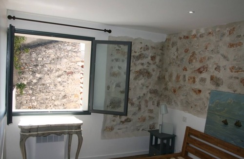 Antibes Old Town Apartment | Charming loft old village-Sea view terrace -100 m sea-All by foot- ideal couples
