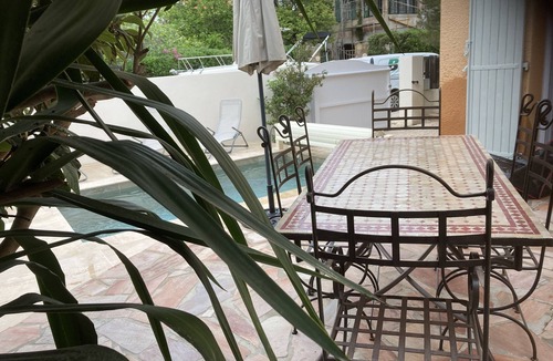 Les Sablettes House | Charming Provencal house with swimming pool 5mns walk from the Sablettes beach
