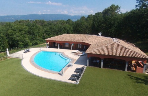 Saint-Paul-en-Foret Villa | Charming villa for up to 15 people in the Var region of France